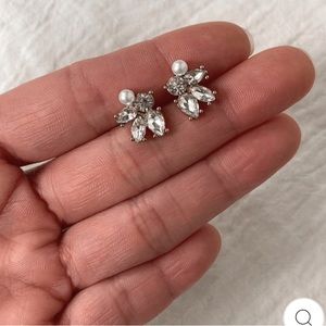 Olive & Piper Ariel studs earrings brand new